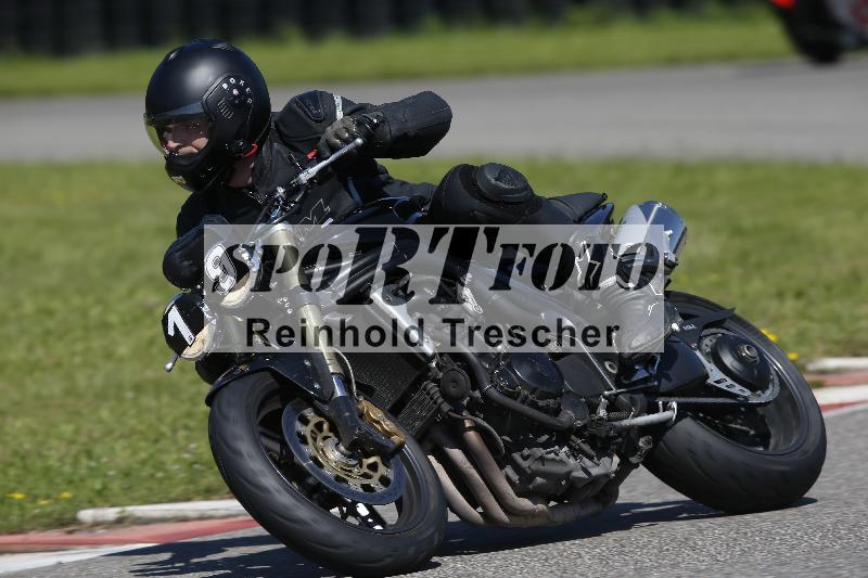 /Archiv-2024/29 12.06.2024 MOTO.CH Track Day ADR/Gruppe gelb/19